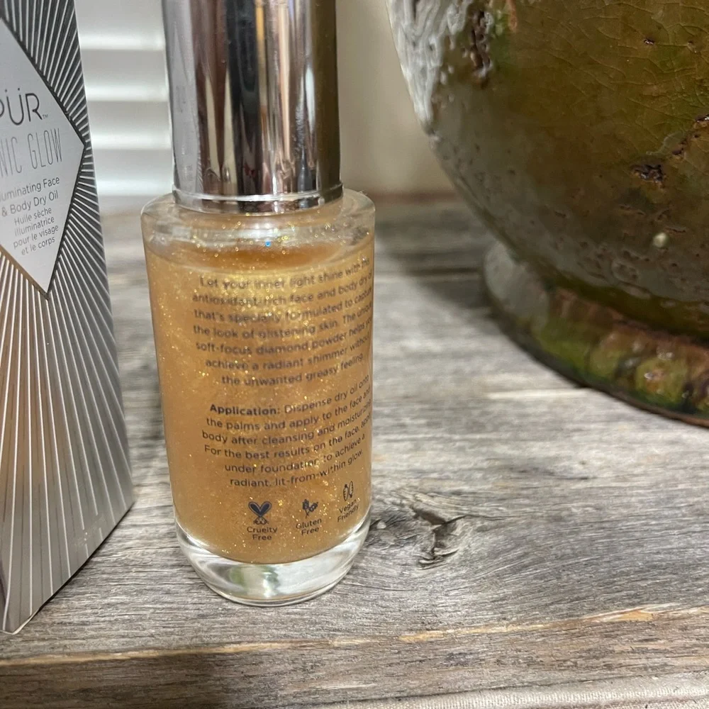Pur Iconic Glow Illuminating Face & Body Dry Oil NIB 1 Oz